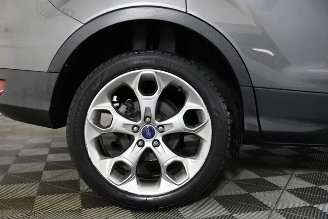 Used 2014 Gray Ford Titanium image 14