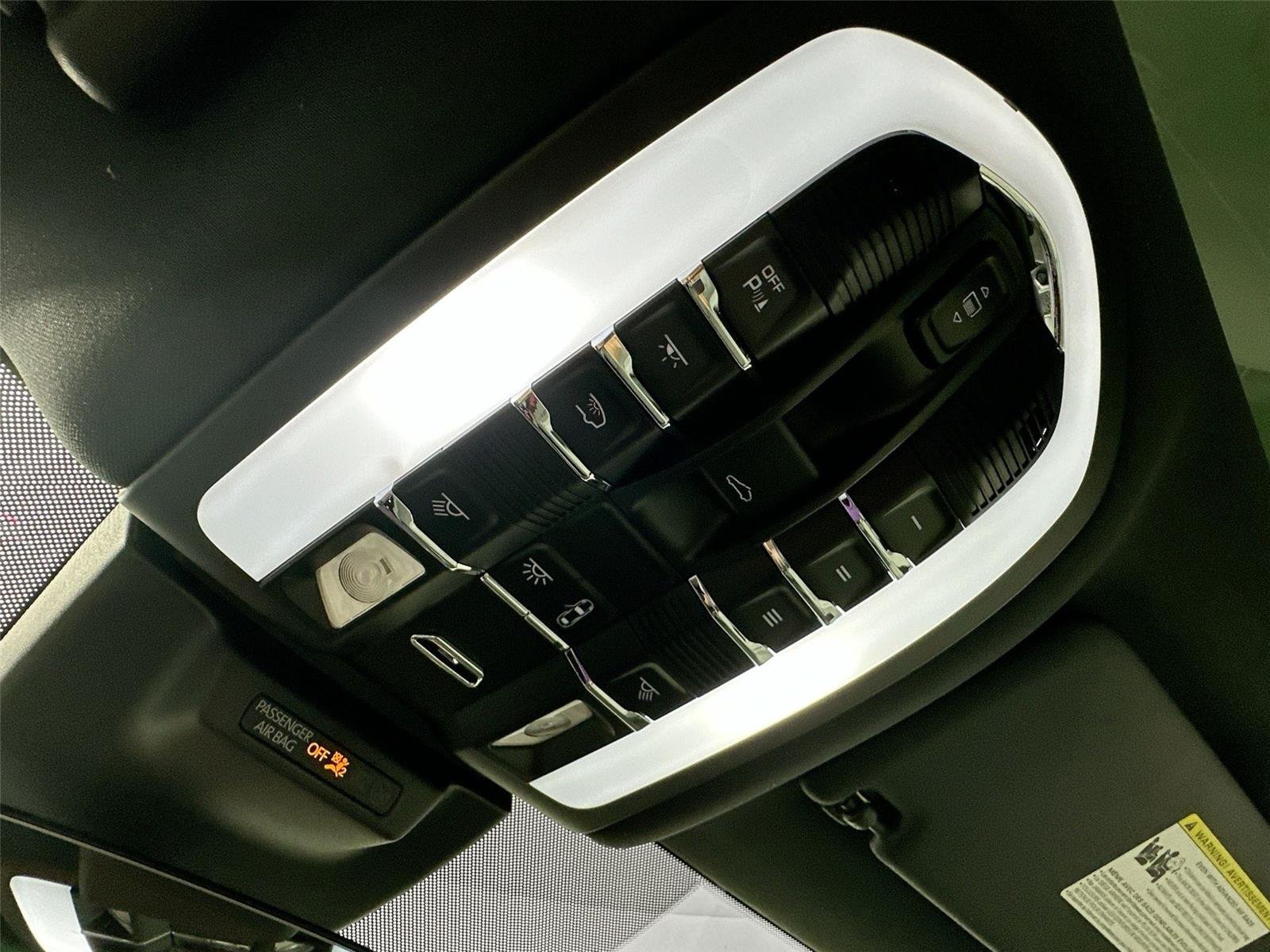 2024 Porsche Macan Base - Photo 31