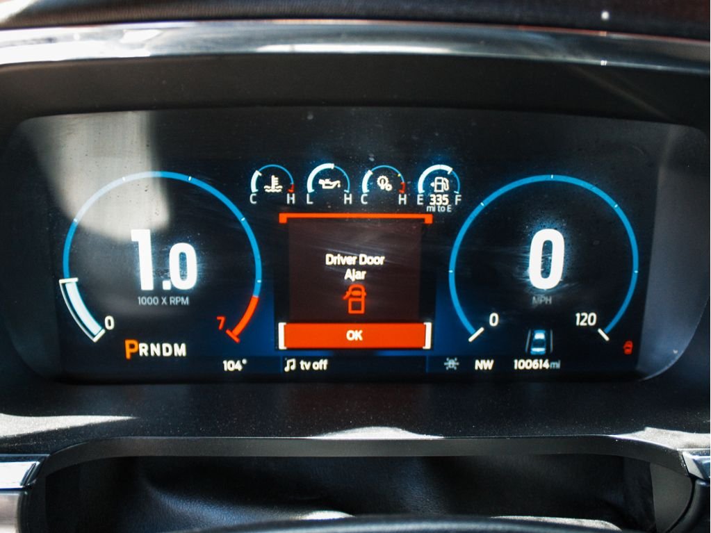 Used 2022 Oxford White Ford LARIAT image 18