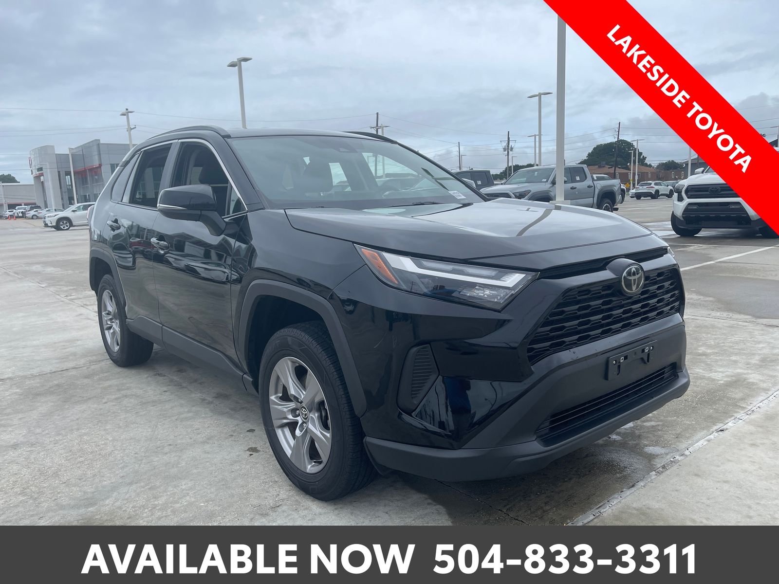 2024 Toyota RAV4 XLE - Photo 7