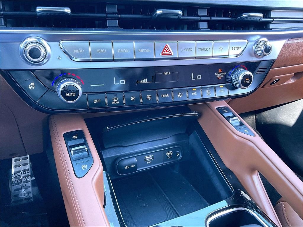 Used 2024 Glacial White Pearl Kia SX-Prestige X-Line image 26