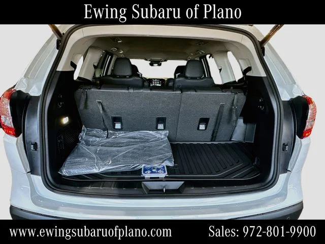 New 2026 CRYSTAL WHITE PEARL Subaru Premium 7-Passenger image 26