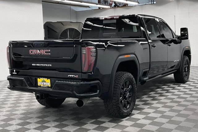 Used 2025 Onyx Black GMC AT4 image 13