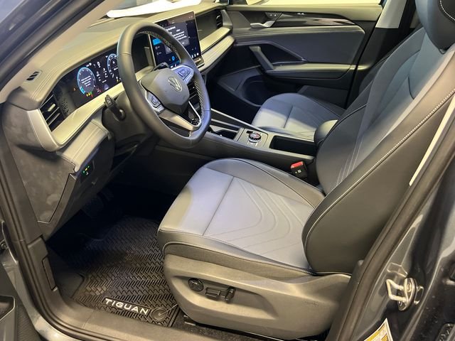 New 2026 Gray Volkswagen 2.0T SE image 7