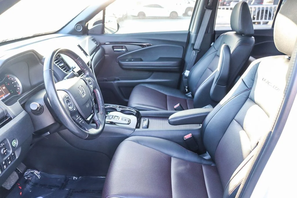 Used 2022  Honda Black Edition image 22