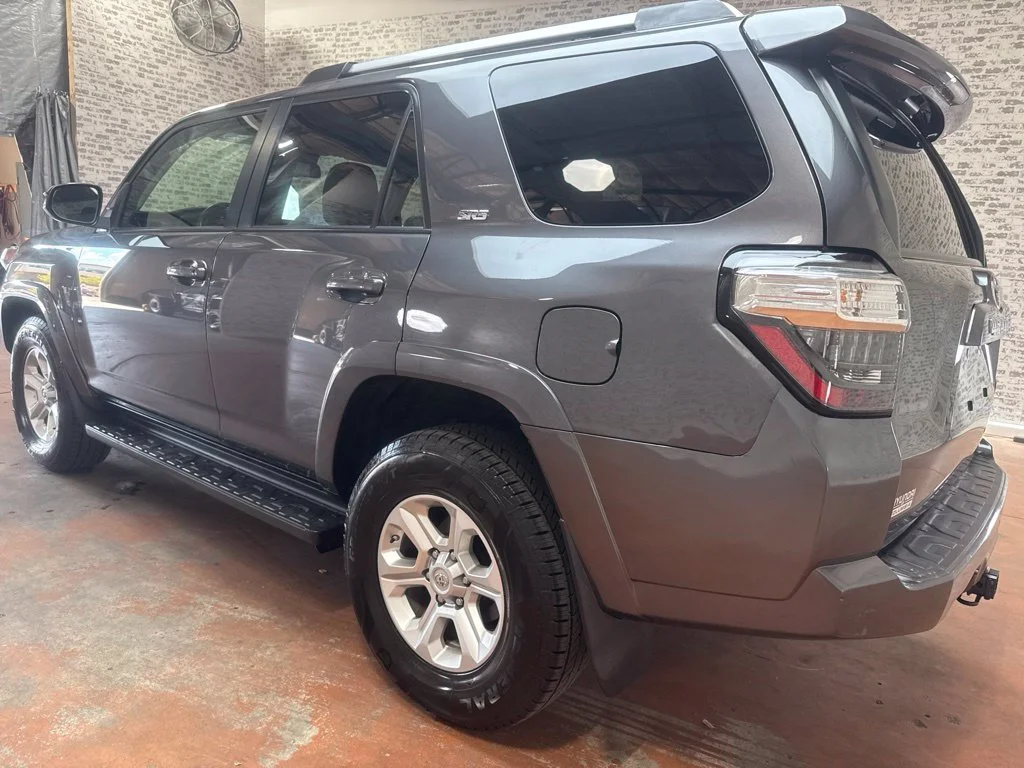 Used 2021 Magnetic Gray Metallic Toyota SR5 image 5
