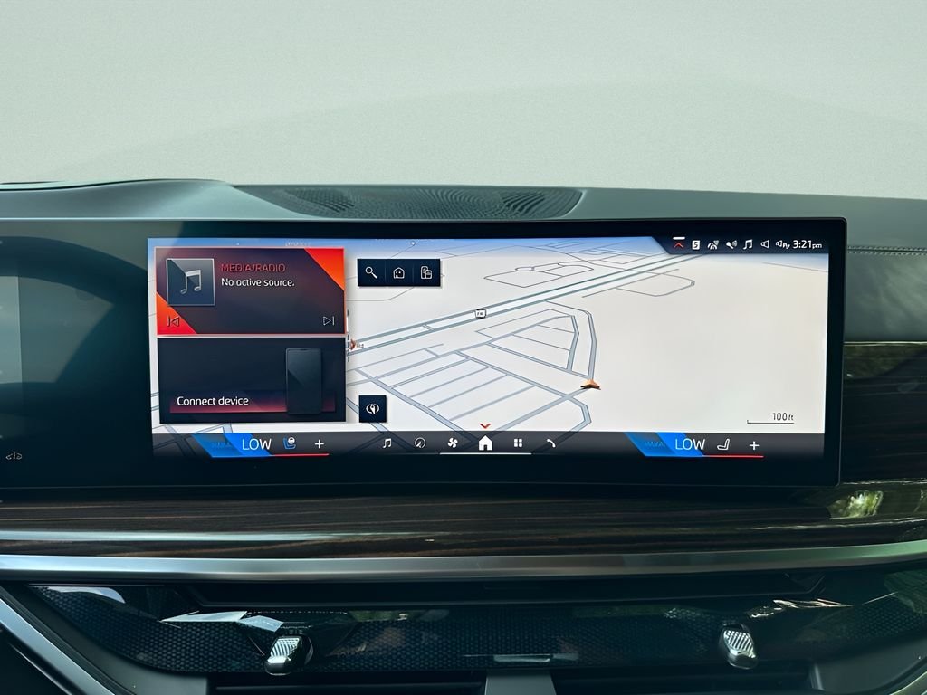 New 2026 Skyscraper Grey Metallic BMW xDrive40i image 18