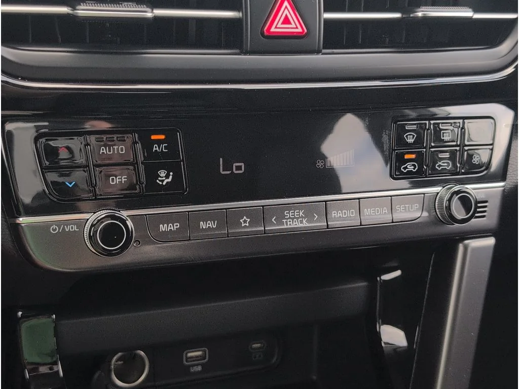 New 2026 Snow White Pearl Kia S image 16