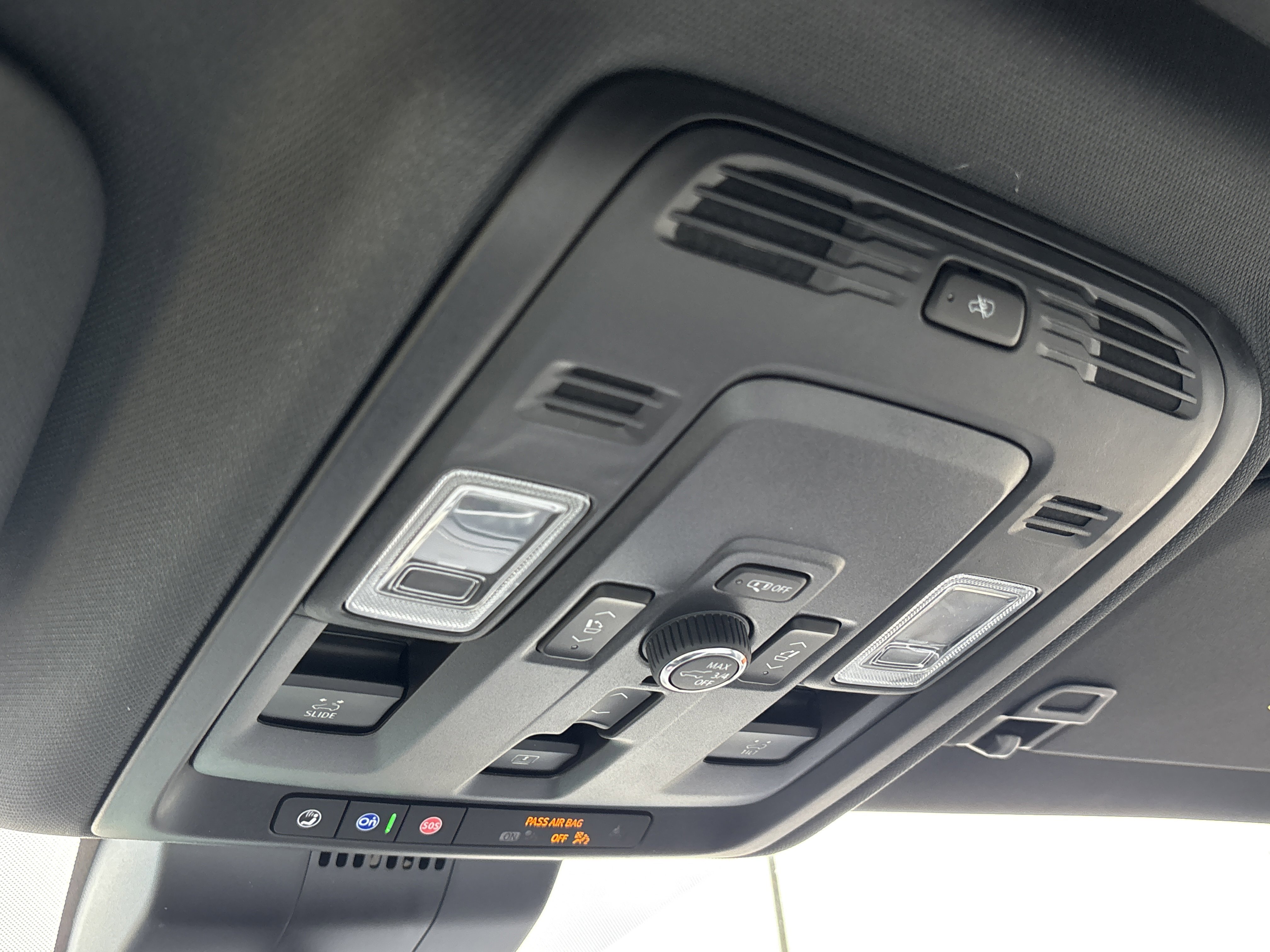 2025 Chevrolet Tahoe Premier - Photo 47