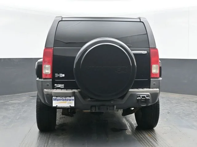 Used 2008 Black Hummer Luxury image 12