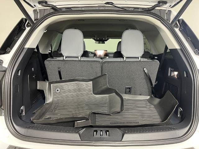 New 2026 Star White Metallic Tri-Coat Ford Active image 18