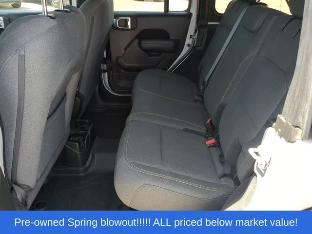 Used 2024 Silver Jeep Sport S image 34