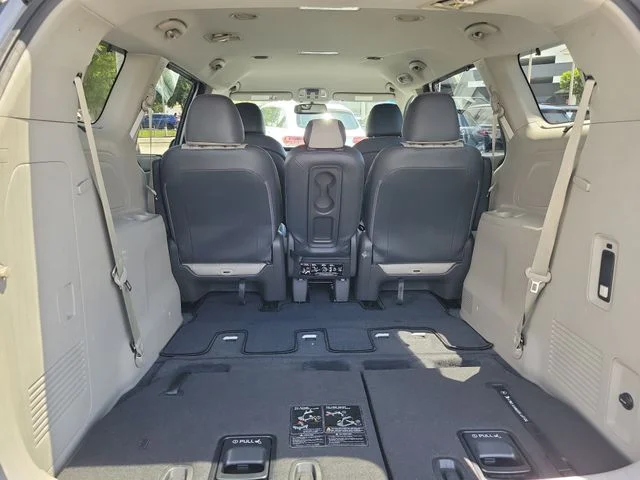 Used 2015 Silver Kia EX image 7