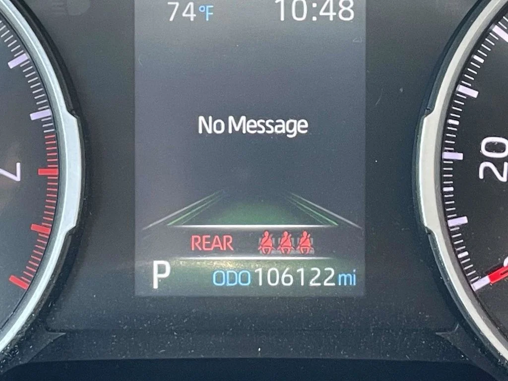 Used 2021 Blue Toyota XLE Premium image 28