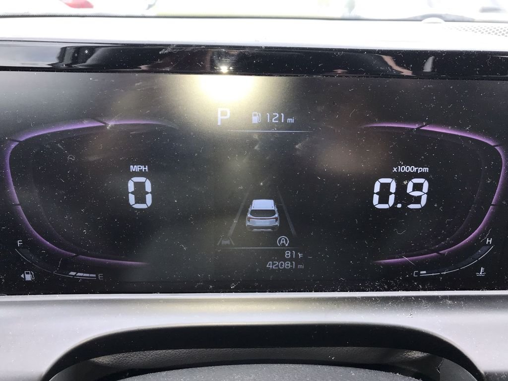 Certified Used 2024 Gray Kia LX image 14