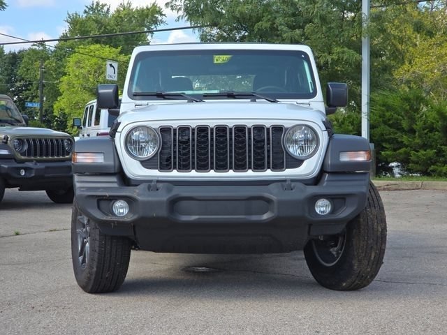 New 2026 Bright White Clearcoat Jeep Sport image 3