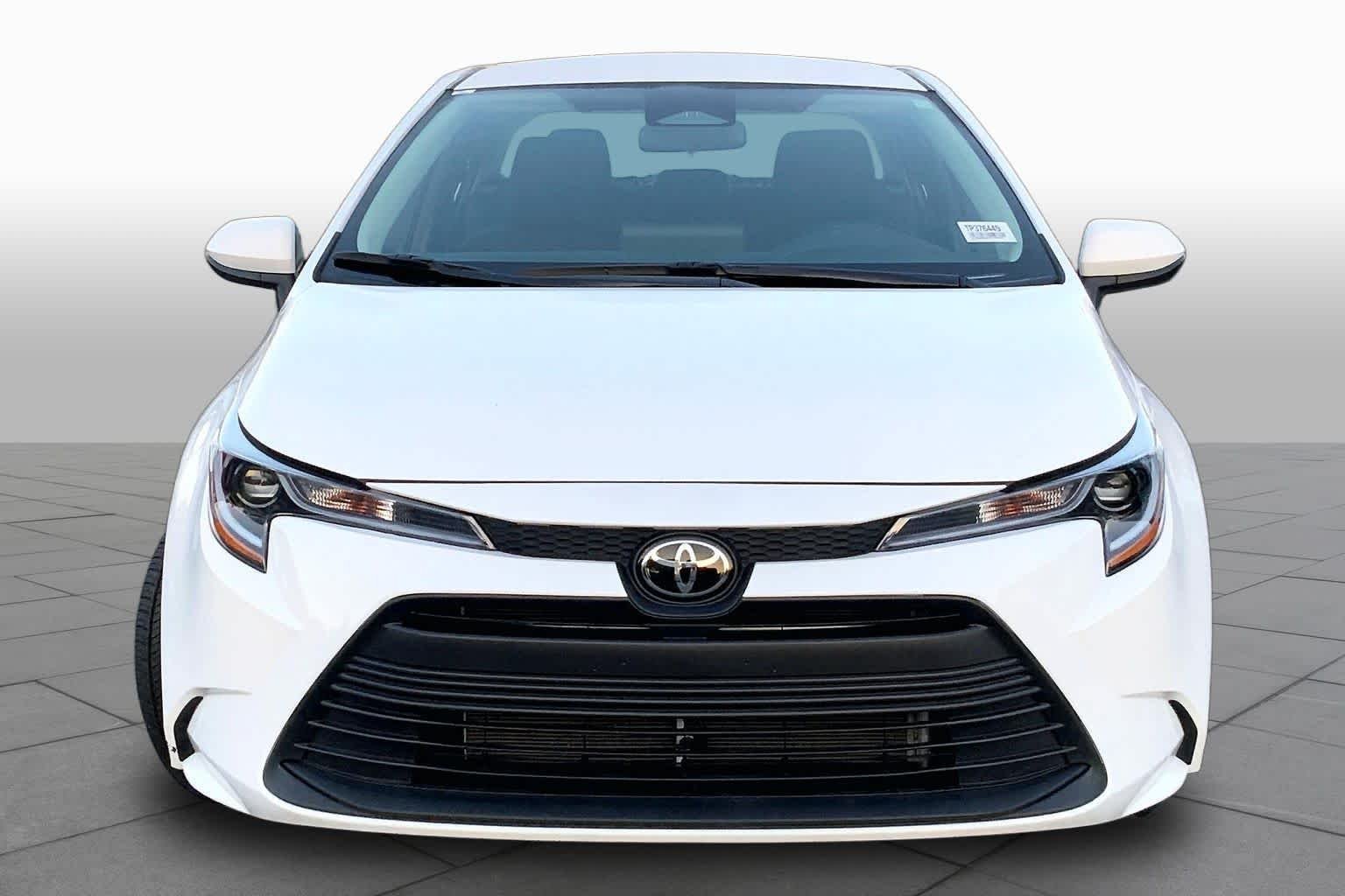 Used 2026 Ice Cap Toyota LE image 4