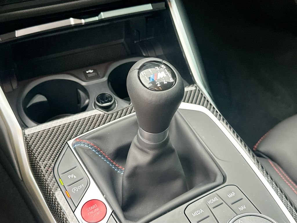 Used 2026 Alpine White BMW Base image 17