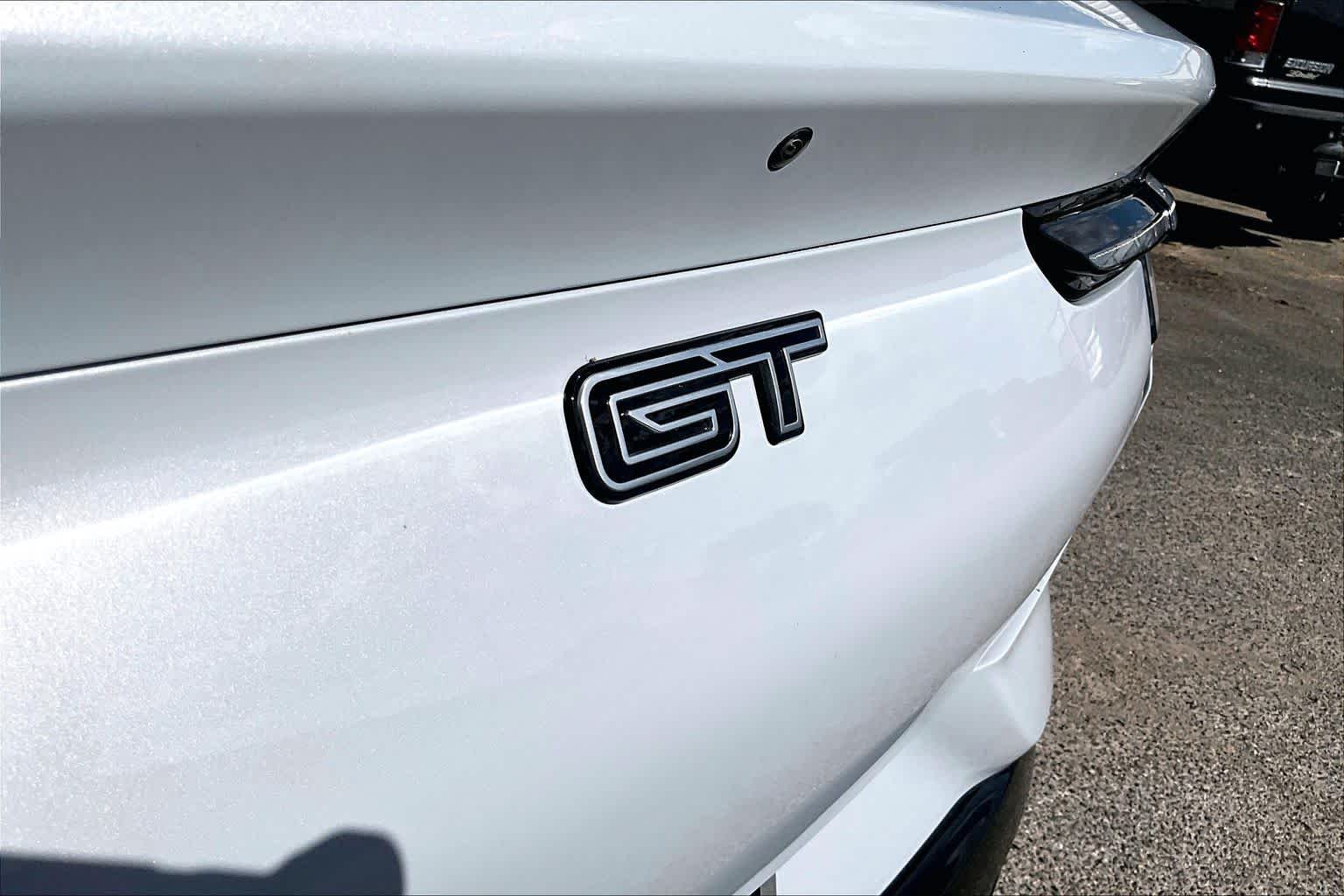 Used 2023 Space White Metallic Ford GT image 29