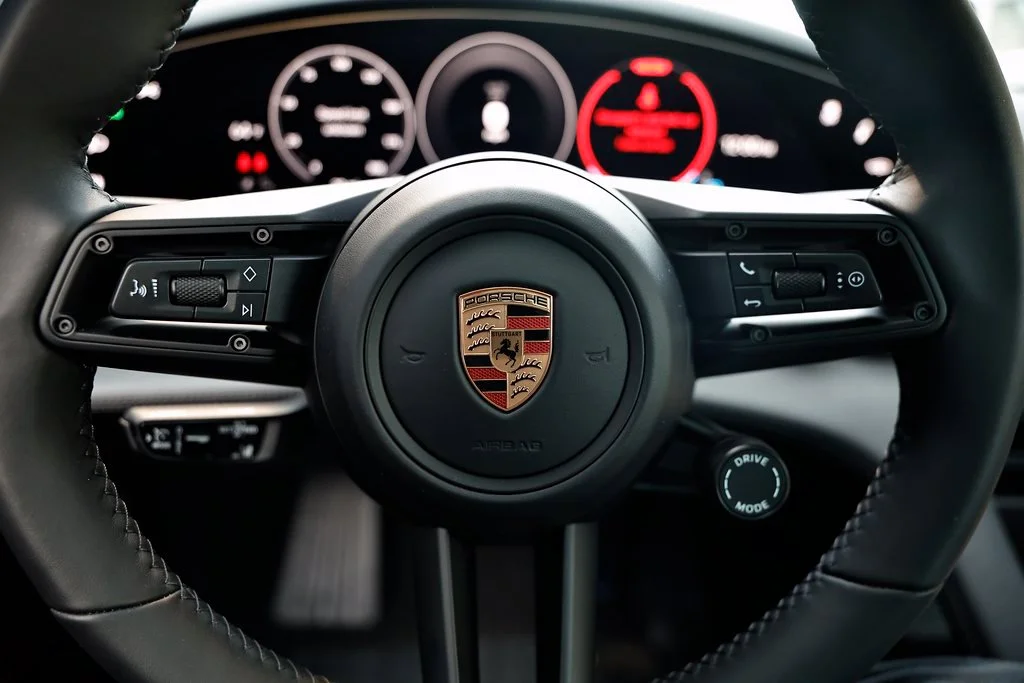 2026 Porsche Taycan Base - Photo 33