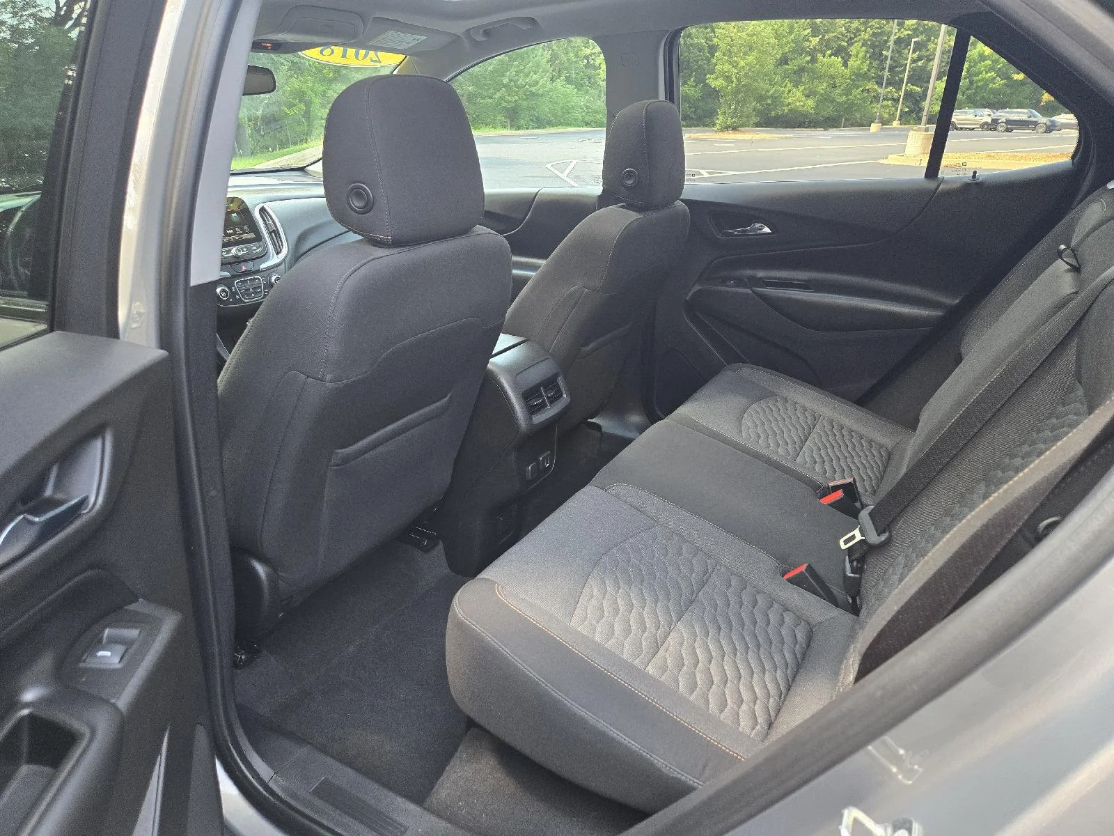Used 2018 Pepperdust Metallic Chevrolet LT image 26