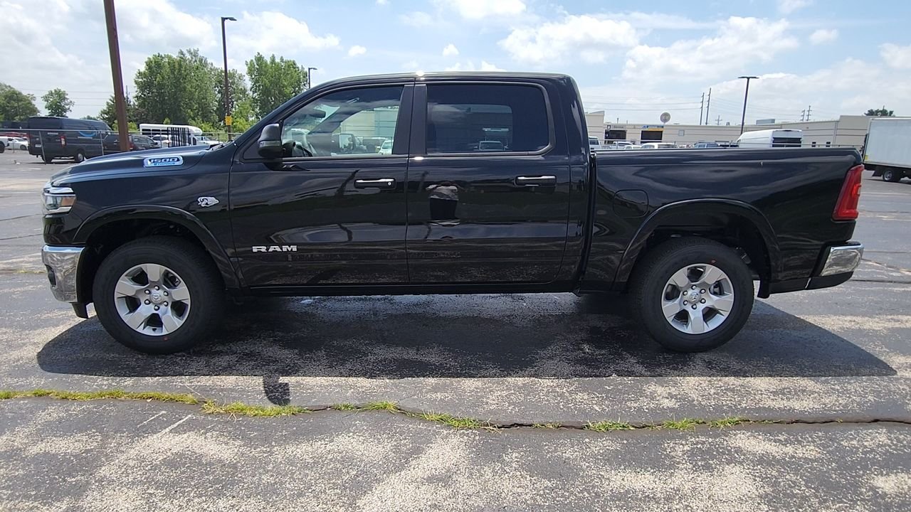 New 2026 Diamond Black Crystal Pearlcoat RAM Big Horn/Lone Star image 5