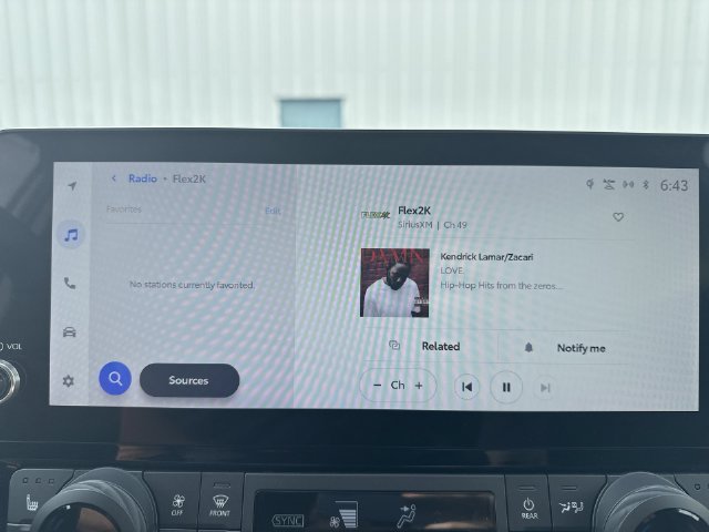 Certified Used 2024 Wind Chill Pearl Toyota XLE image 21