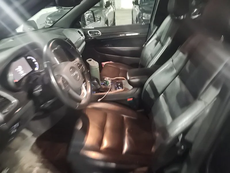 Used 2018 Black Jeep Limited image 11