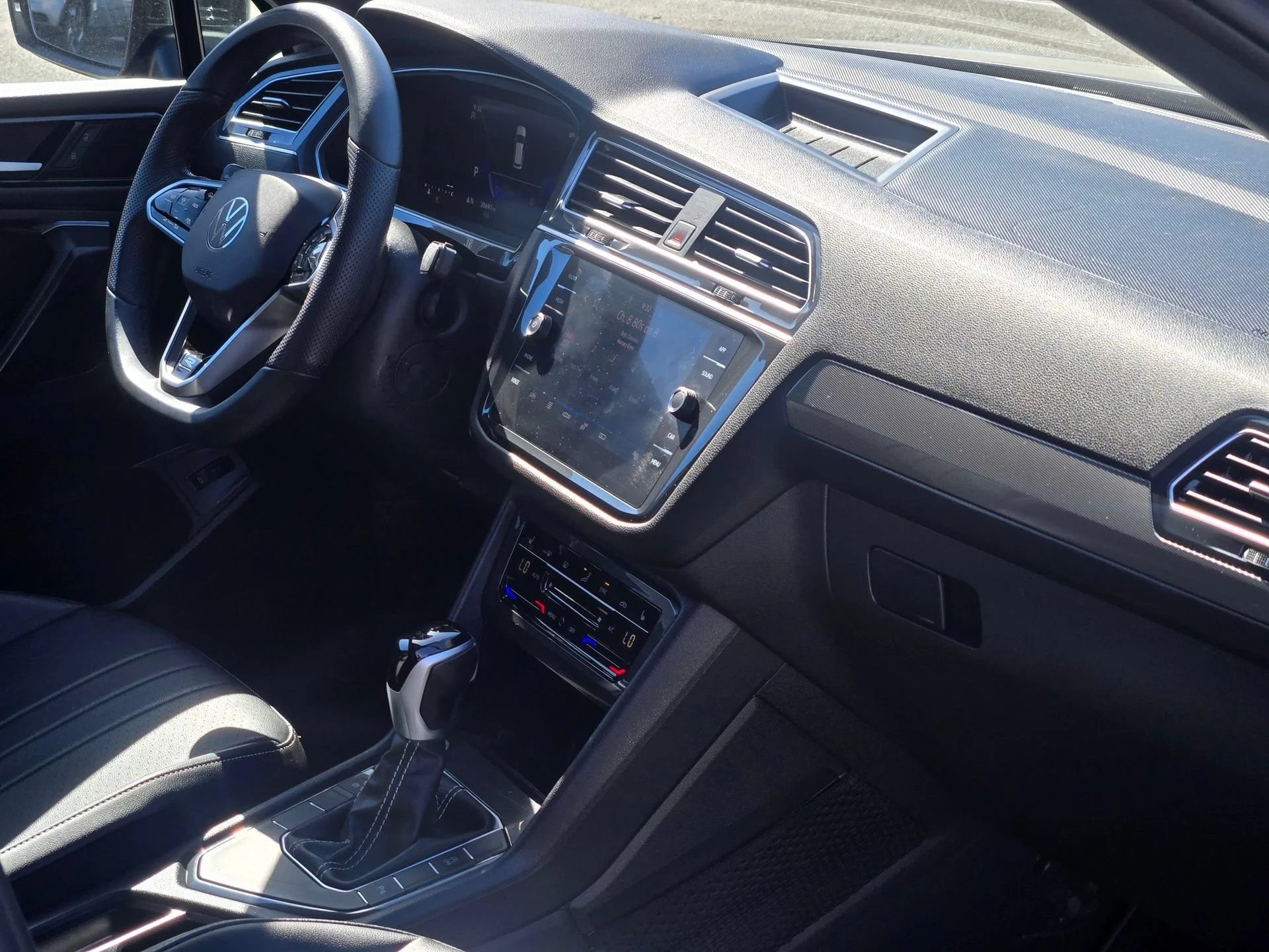 2024 Volkswagen Tiguan SE R-LINE BLACK - Photo 13