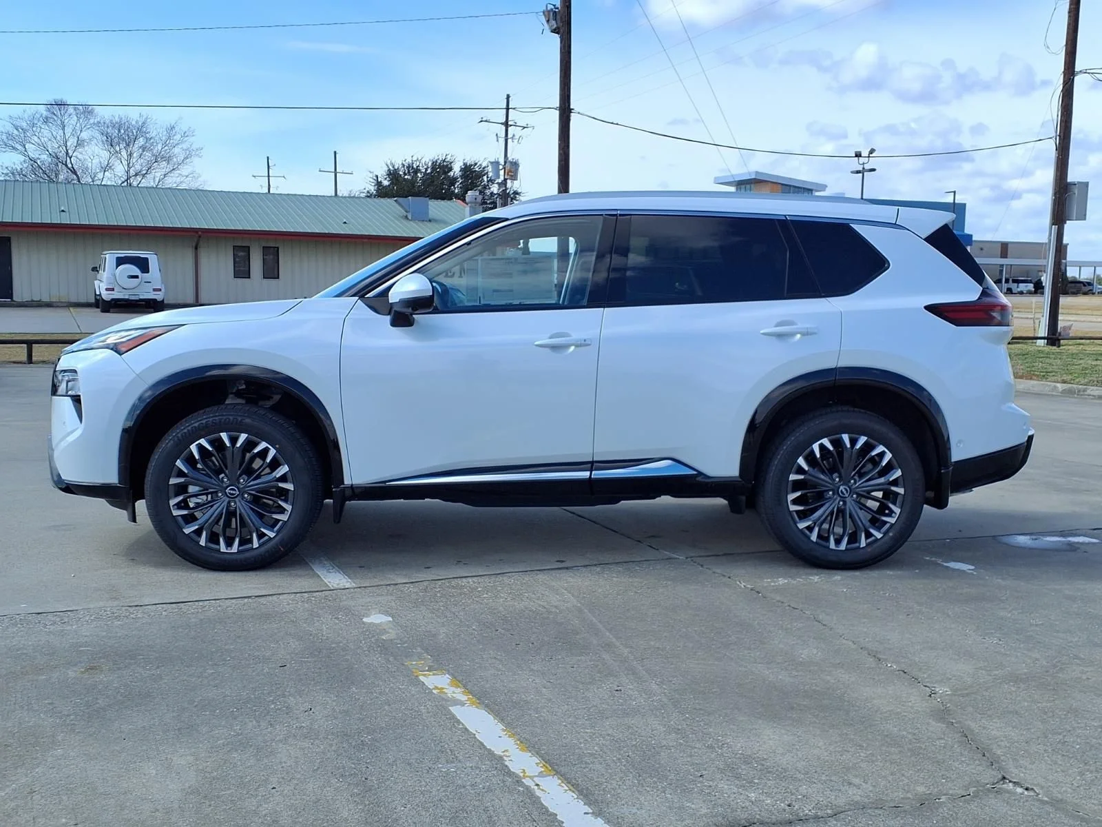 New 2026 White Nissan Platinum image 7