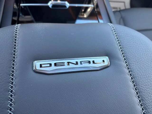 2027 GMC Yukon Denali - Photo 41