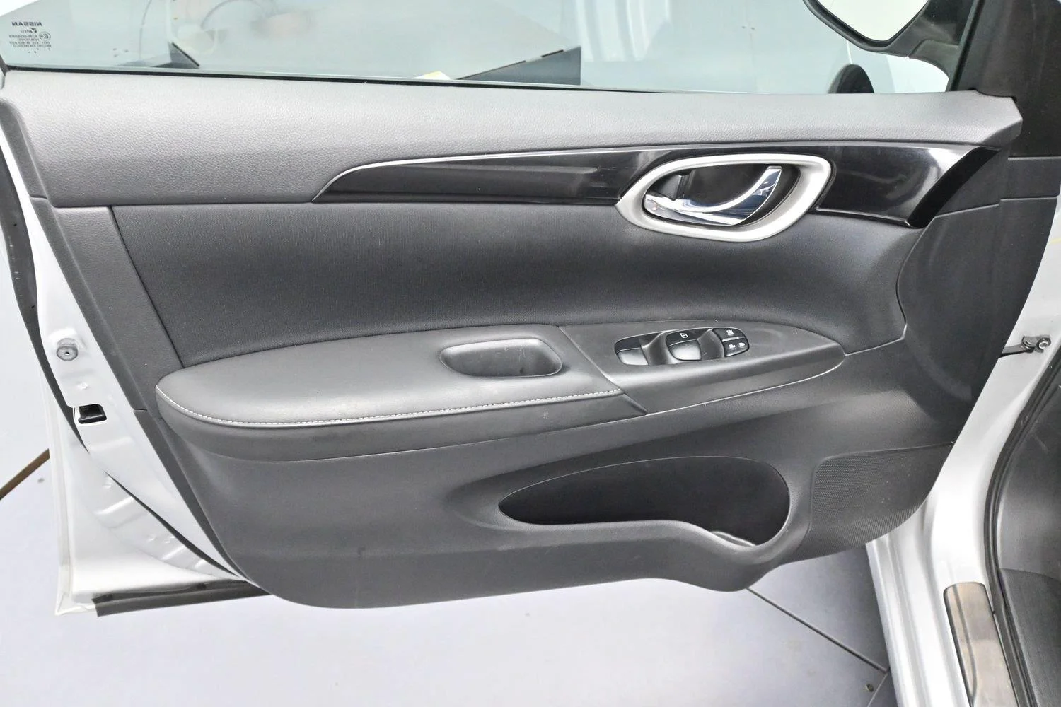 Used 2019 Brilliant Silver Metallic Nissan SV image 9