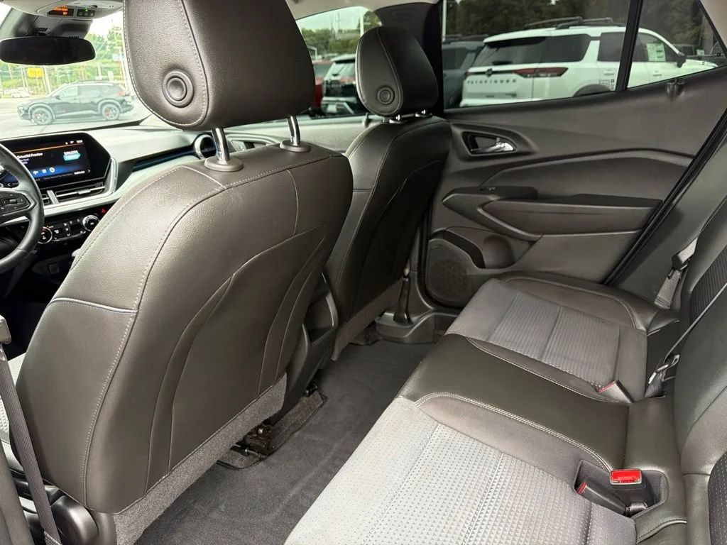 Used 2024 Crimson Metallic Chevrolet LT image 15