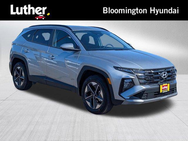 New 2026 Shimmering Silver Hyundai SEL image 1