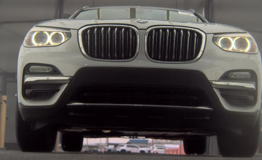Used 2019 Silver BMW xDrive30i image 16