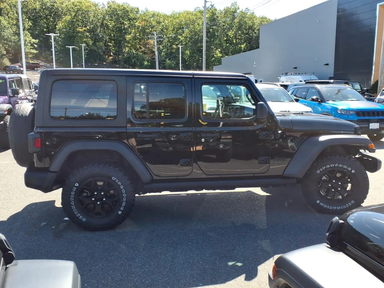 Certified Used 2022 Black Clearcoat Jeep Unlimited Willys image 6