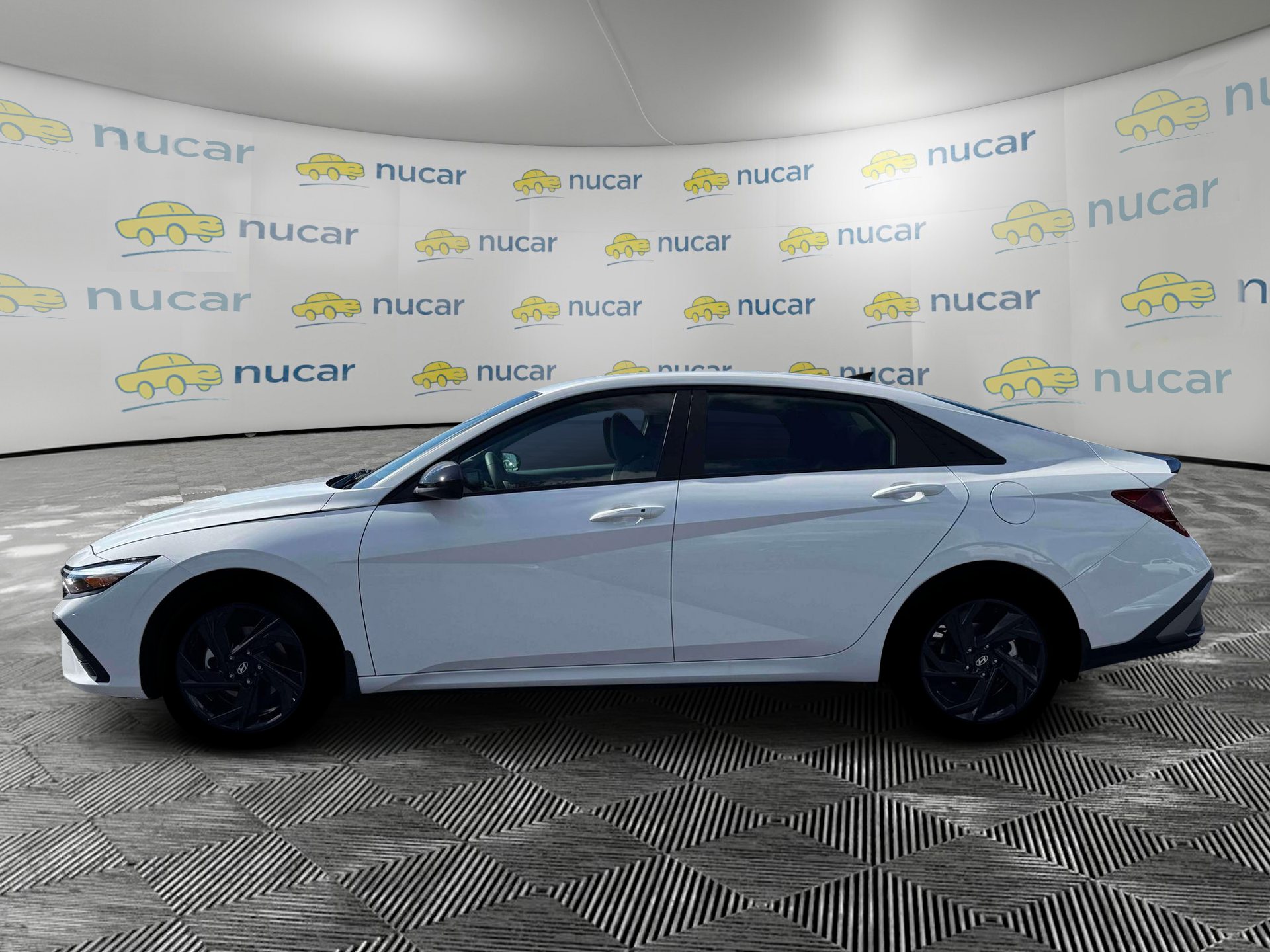 2026 Hyundai Elantra — photo 3