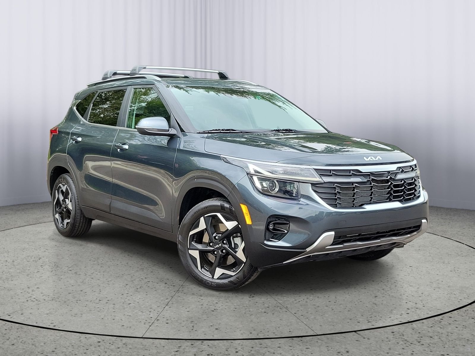 Certified Used 2024 Gray Kia EX image 1