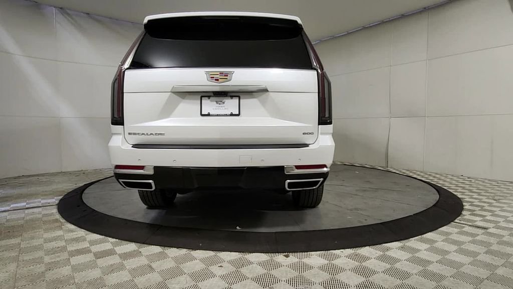 Used 2025 White Cadillac Premium image 5