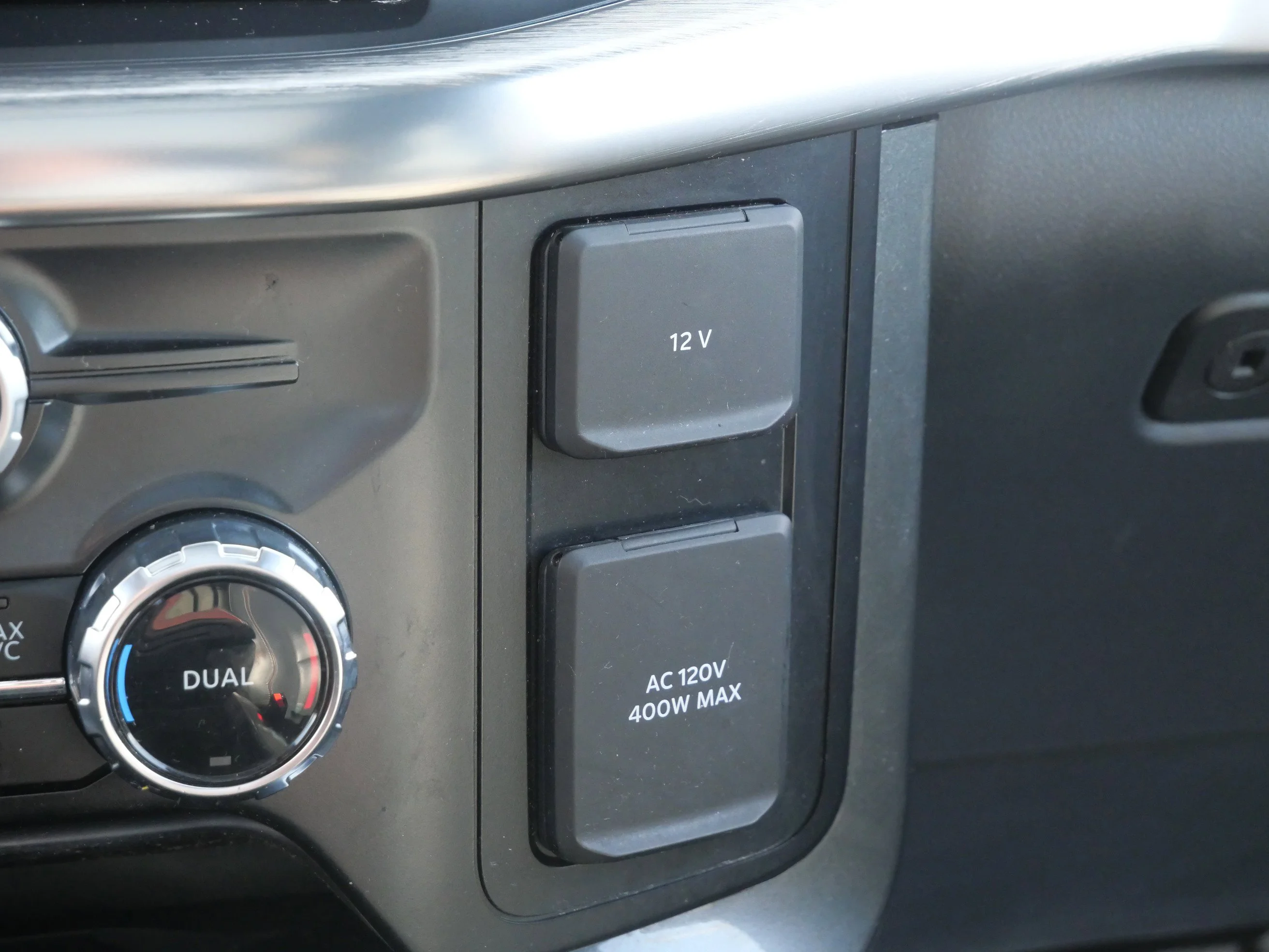 Certified Used 2023 Agate Black Metallic Ford LARIAT image 27