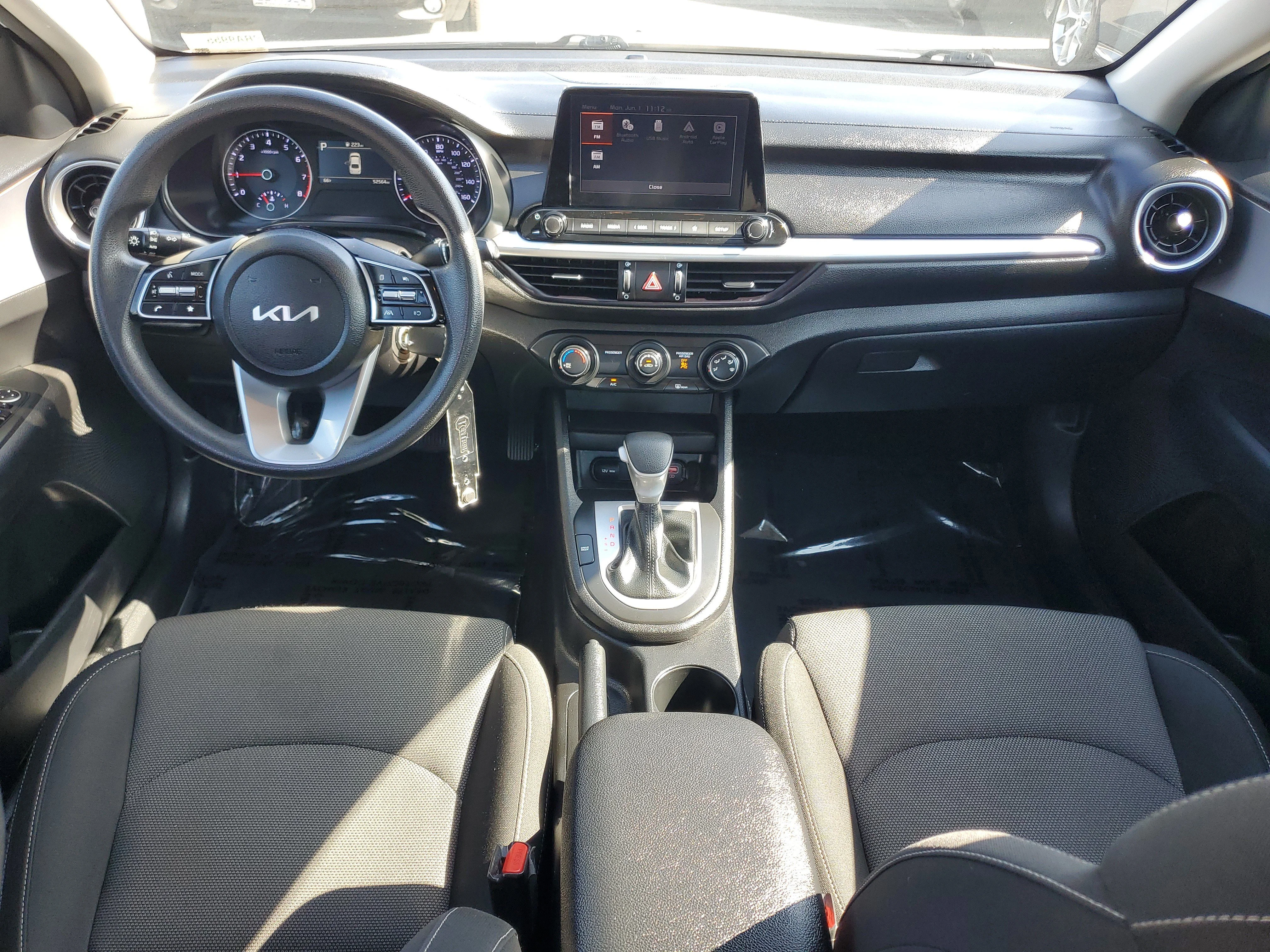 Certified Used 2024 White Kia LXS image 17