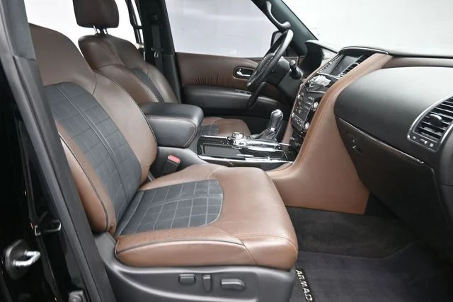 Certified Used 2020 Black Nissan Platinum image 27