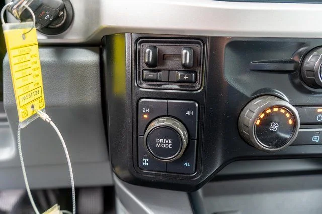 Used 2023 Black Ford XLT image 24