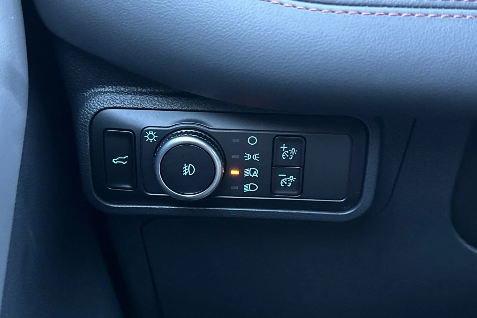 New 2026 Carbonized Gray Metallic Ford Active image 28