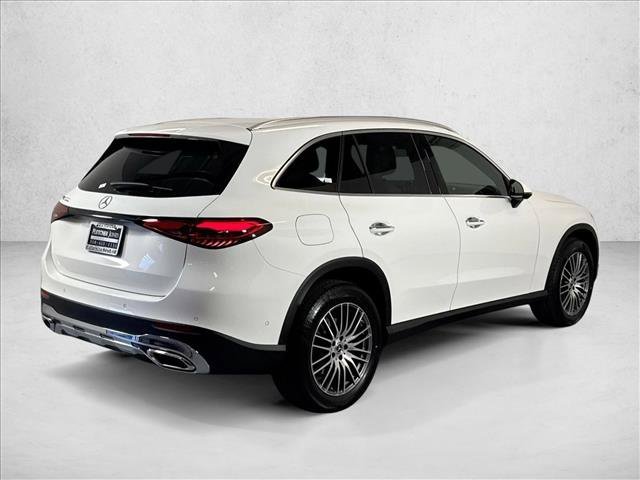 New 2026 Polar White Mercedes-Benz GLC 300 image 34