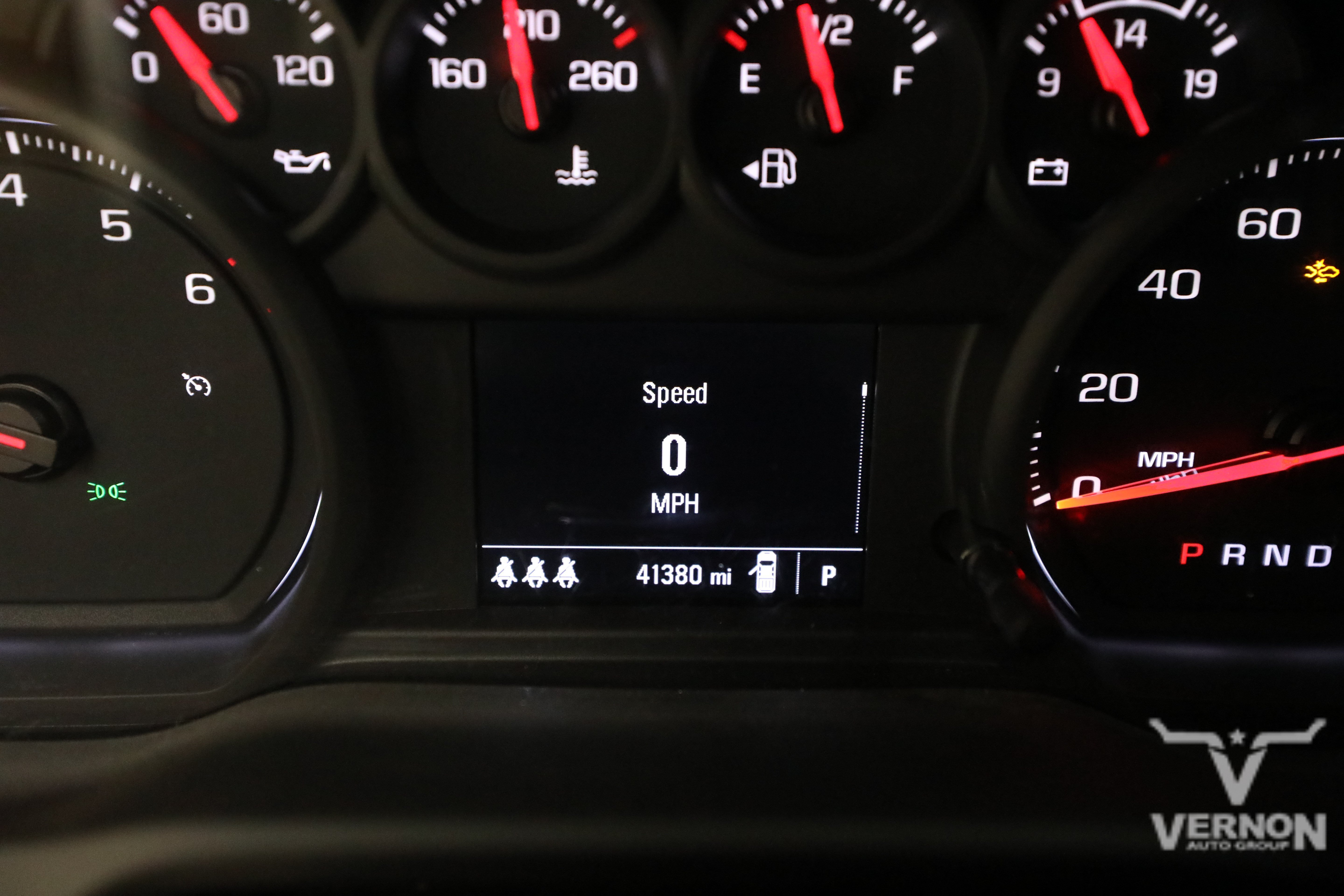 Used 2024 Summit White GMC Y image 9