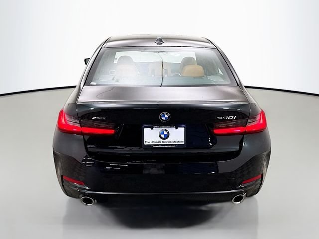 New 2026 Black Sapphire Metallic BMW 330i xDrive image 6