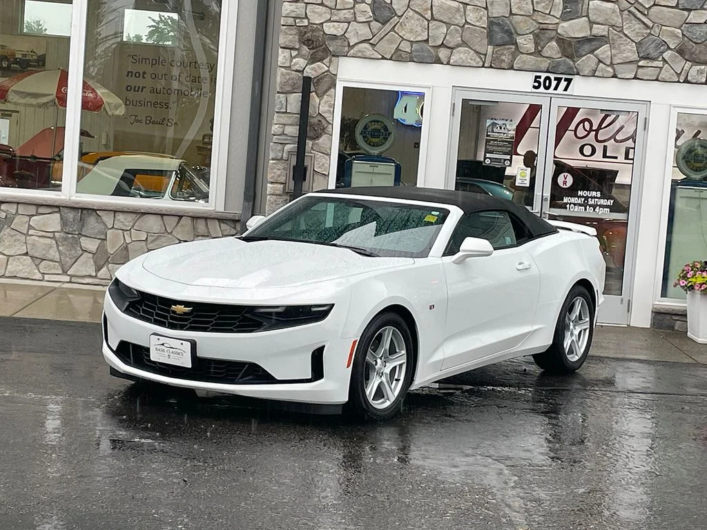Used 2019 White Chevrolet 1LT image 89