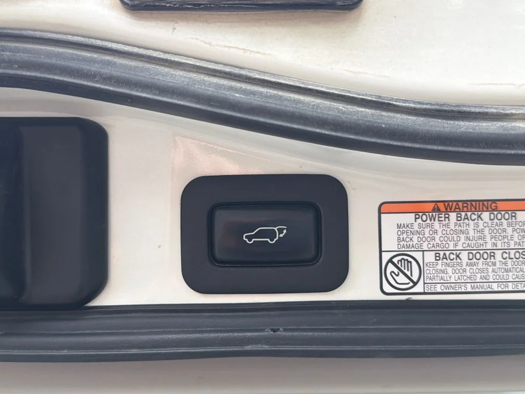 Used 2018 Blizzard Pearl Toyota  image 36