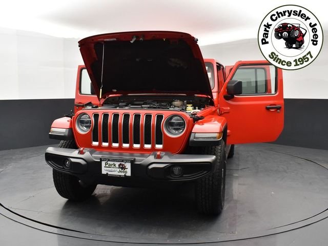 Used 2018 Jeep All-New Wrangler Unlimited Sahara with VIN 1C4HJXEG2JW121996 for sale in Burnsville, Minnesota
